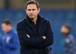 Chelsea cho Lampard cơ hội cuối cùng để giữ ghế