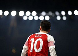 Chuyển nhượng Ngoại hạng Anh: Ozil sắp ra đi, áo số 10 đã có người tranh