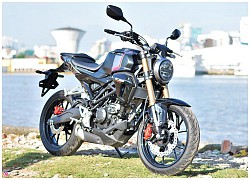 Honda CB125R 2021: Mẫu naked bike "nhỏ nhưng có võ"