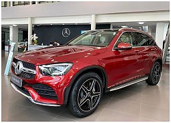 Mercedes GLC300 tăng giá 100 triệu đồng, cắt hệ thống phanh &#039;xịn&#039;