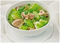 Nấu canh bí đao với sườn non ngon miễn chê