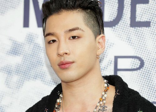 Taeyang (Big Bang) cập nhật tình hình thời tiết thôi mà cũng khiến fan đau đầu?