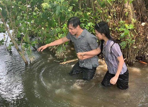 Bạch Công Khanh gặp khó với cảnh té sông ở phim "Ngày em đến"