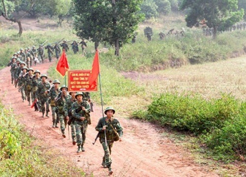 Để cán bộ, chiến sĩ tuyệt đối vững vàng về tư tưởng trước thềm Đại hội XIII của Đảng