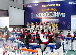 Học sinh Hà Nội hào hứng giao lưu tiếng Anh và "chinh phục Robobimi"