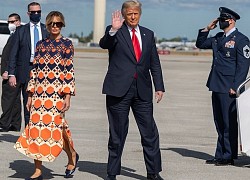 Melania 'phớt lờ' truyền thông khi về Florida