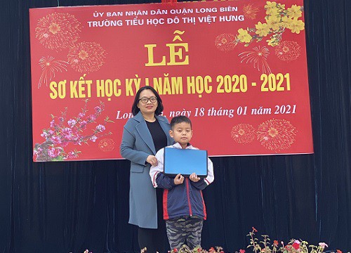 Nêu gương học sinh nhặt được của rơi trả người đánh mất