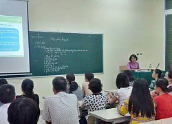 Ông bố Hà Nội nhận nhiều đồng cảm với bài thơ đi họp phụ huynh