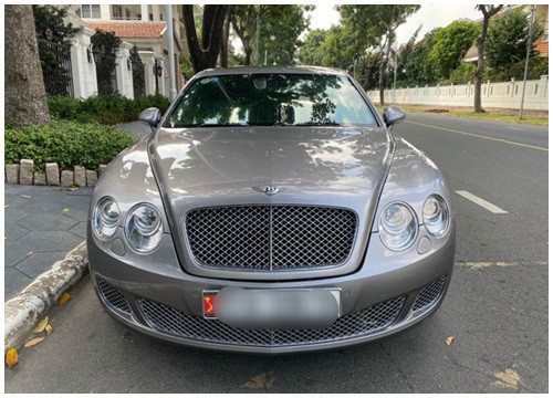 13 năm tuổi, Bentley Continental Flying Spur màu hiếm hạ giá chỉ còn 2 tỷ đồng