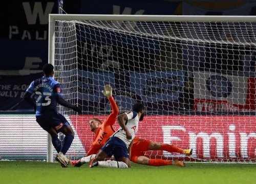 Bale lập công trong trận thắng 4-1 của Tottenham