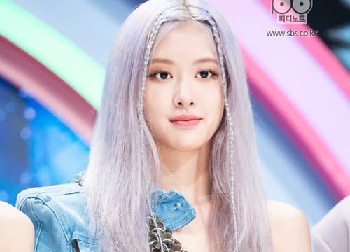 Chưa có lịch debut nhưng Rosé "chơi lớn", diễn luôn bài solo trong concert online của BLACKPINK cho nóng!