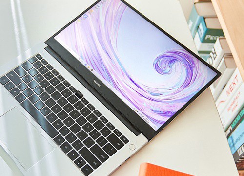 Как включить ноутбук huawei matebook d14