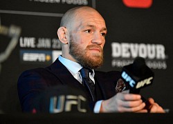 McGregor trở lại tập luyện chỉ một ngày sau khi phải chống nạng rời sự kiện UFC 257