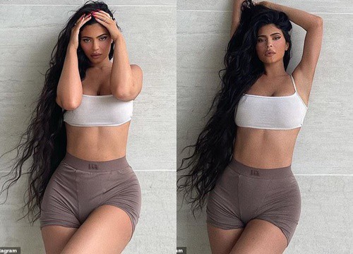 Nữ tỷ phú Kylie Jenner lại gây 'bão' khi khoe body đồng hồ cát, đẹp như tạc tượng