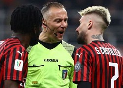 Sự cố hy hữu khiến derby Milan bù giờ 10 phút