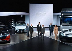 Daimler AG chia tách thành hai công ty Mercedes-Benz và Daimler Trucks