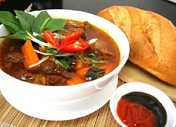 Món bánh mì bò kho cho bữa sáng thêm ngon miệng