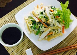 Món bún xào chay với bún ăn liền