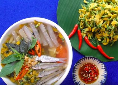 Món canh chua bông điên điển cá linh