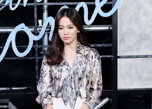 Song Hye Kyo và Lưu Diệc Phi dù vai "đổ dốc" vẫn có những tuyệt điểm khác bù đắp, lại còn có cả cách phối che nhược điểm siêu đỉnh