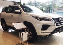 Toyota Fortuner ưu đãi 60 triệu đồng tiền mặt và phụ kiện