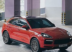 Vừa nới lỏng giãn cách, Kiên Hoàng lập tức khoe Porsche Cayenne Coupe bóng loáng, khác hẳn hồi còn đóng bụi trong mùa dịch