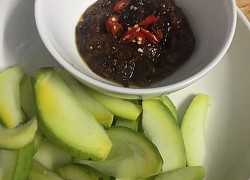 Cách xào mắm ruốc ăn trái cây thơm ngon tại nhà khiến chị em phát cuồng