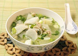 Canh củ cải trắng thịt nạc xay ngon dễ làm