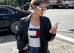 Chiếc quần jeans tôn dáng được Chi Pu 'mặc đi mặc lại'