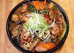 Gà hầm rau củ kiểu Hàn ngon hết ý tại nhà