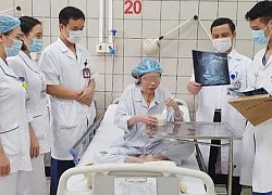 Gần 9 tiếng 'căng não' cứu sống nữ bệnh nhân 35 tuổi