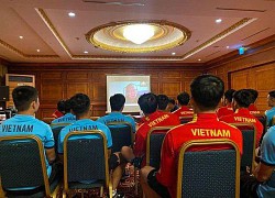 HLV Park Hang-seo họp mặt trực tuyến với ĐT Việt Nam từ Kyrgyzstan