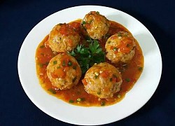 Mẹ đảm trổ tài làm ngay món thịt viên sốt cà chua mềm ngon ai cũng thích
