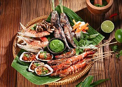 Mẹt hải sản chấm muối ngò gai