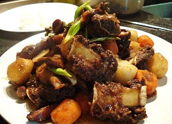 Sườn bò om rau củ kiểu Hàn ngon mà đơn giản