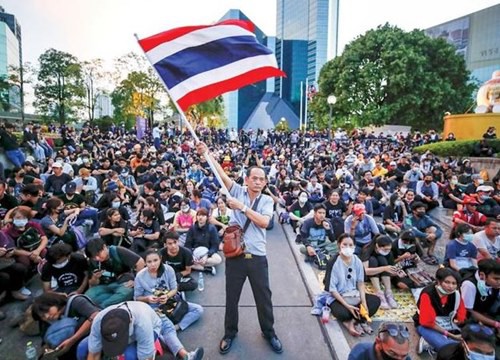 Thái Lan cấm biểu tình khi đất nước mở cửa trở lại