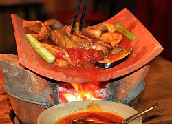 Thịt bò nướng ngói ngon đậm đà trong ngày mưa