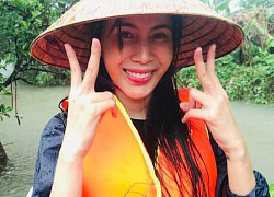 Thủy Tiên chỉ tay vào mặt người dân vùng lũ hỏi: &#8220;Nhà ông có ngập không?&#8221;