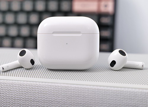 AirPods 3 hàng 'xách tay' giá gần 6 triệu đồng