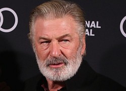 Alec Baldwin lên tiếng sau vụ nổ súng gây chết người