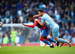 Kết quả Ngoại hạng Anh: Laporte khiến Man City thua đau đớn Crystal Palace