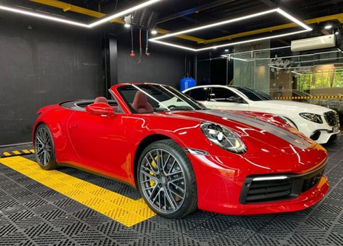 Soi Porscher 911 Carrera S Cabriolet độc nhất của đại gia Việt: Tiền 'đồ chơi' ngang Mercedes E 300, vô-lăng ngang giá Honda SH