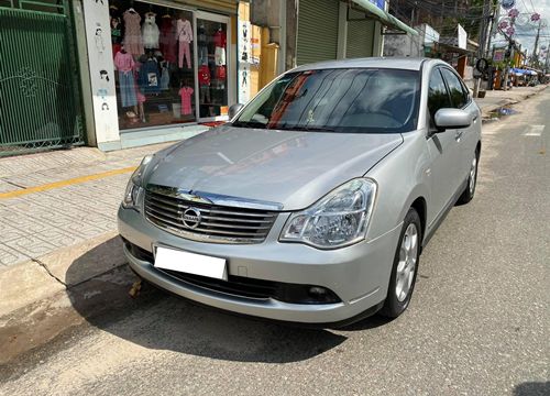 Nissan Bluebird 2009 - sedan hiếm gặp tại Việt Nam