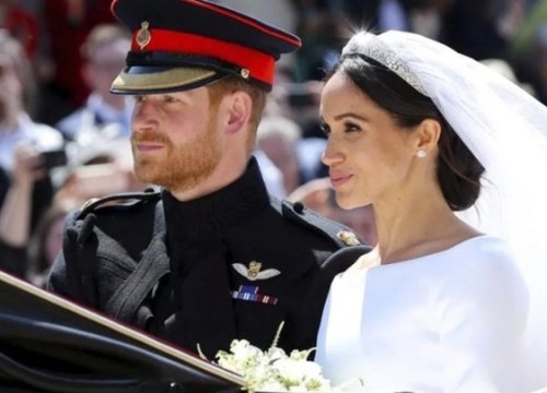 Harry phải châm cứu trước đám cưới với Meghan