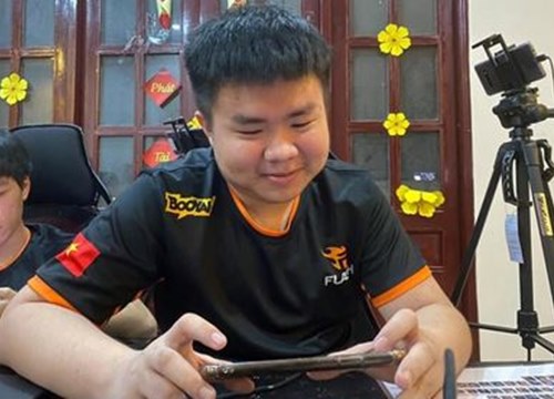 Liên Quân Mobile: FL.Gray muốn có 'Mega kill' nhưng ông anh tốt Xuân Bách nói 'Không'!