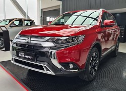 Loạt xe Mitsubishi tiếp tục giảm giá mạnh tại Việt Nam: Outlander và Pajero Sport đều được khuyến mại gần 70 triệu đồng