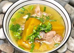 Món canh bí đỏ sườn non ngọt lừ thanh mát