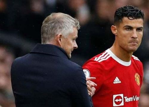 Năm cầu thủ MU, bao gồm cả Ronaldo không hài lòng Solskjaer