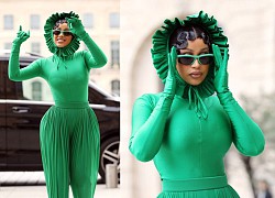 Cardi B bị chế meme vì trang phục hài hước