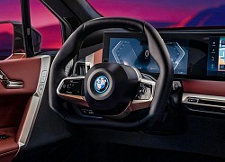 Quên D-Cut đi, vô lăng BMW sẽ còn gập được đáy ra trước cho những người chân dài có thêm không gian như thế này